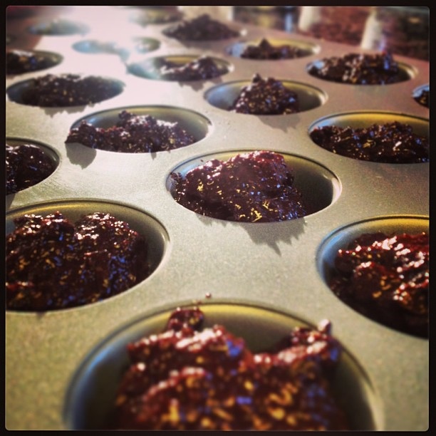 Paleo mini brownie bites